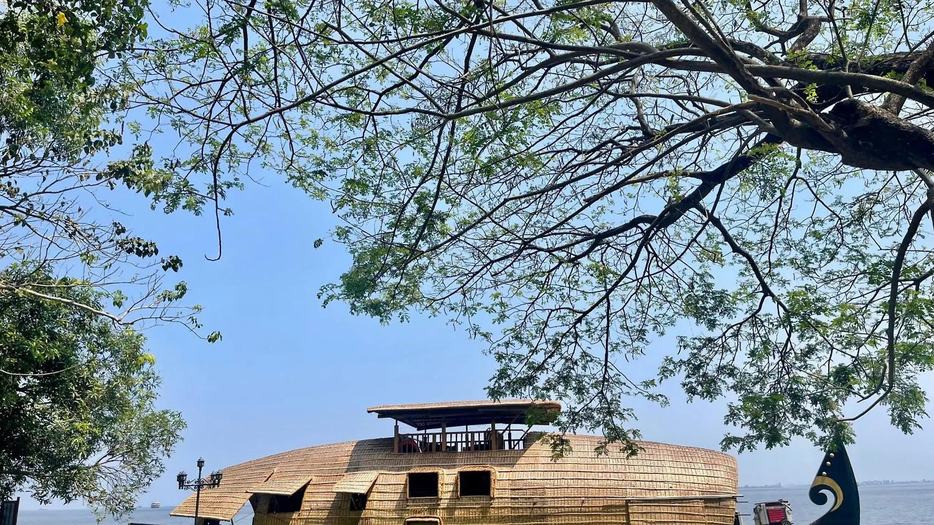Achankovil Houseboat Alappuzha